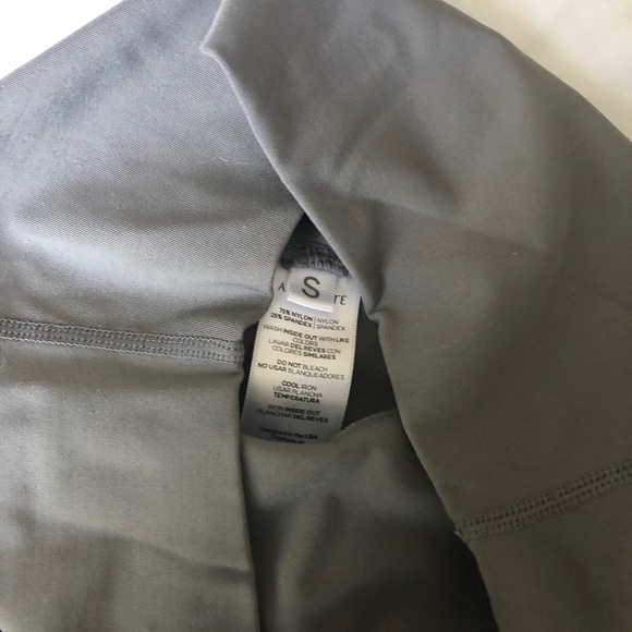 Alphalete leggings - Picture 3 of 5